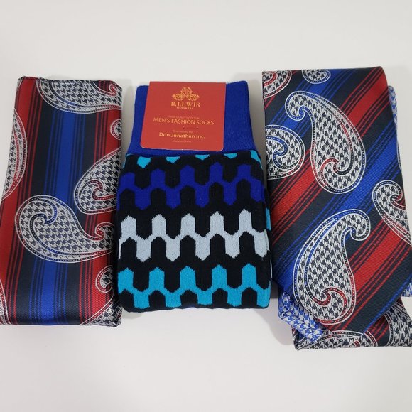R. Lewis Other - Robert Lewis Blue Neck Tie Hanky Socks Box 3 Set